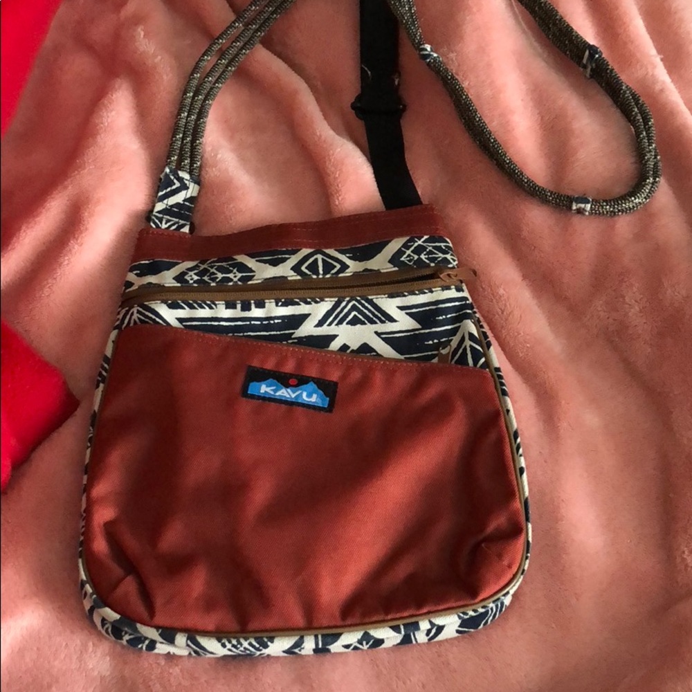 Shoulder bag